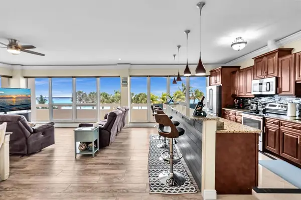 Fort Lauderdale, FL 33308,4020 Galt Ocean Dr #111