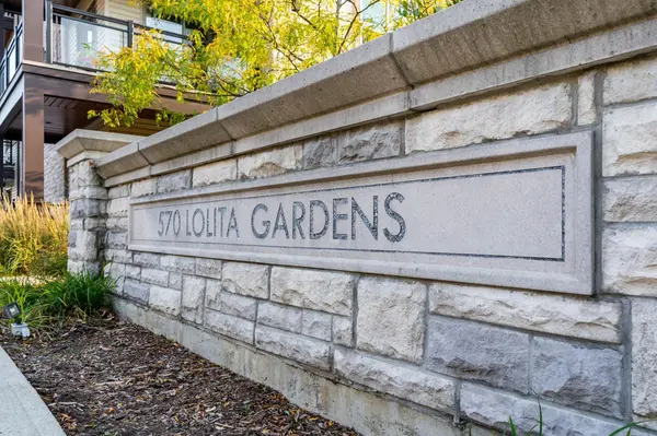 Mississauga, ON L5A 0A1,570 Lolita GDNS #402