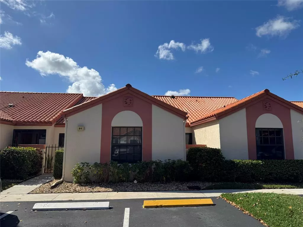 Deerfield Beach, FL 33442,84 Centennial Ct