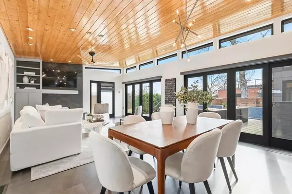 Dallas, TX 75218,9211 E Lake Highlands Drive