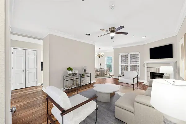 Dallas, TX 75206,5407 Bryan Street #B104