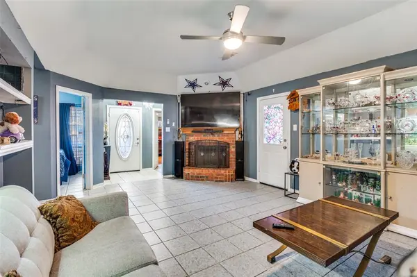 Mesquite, TX 75149,1258 Robinhood Boulevard