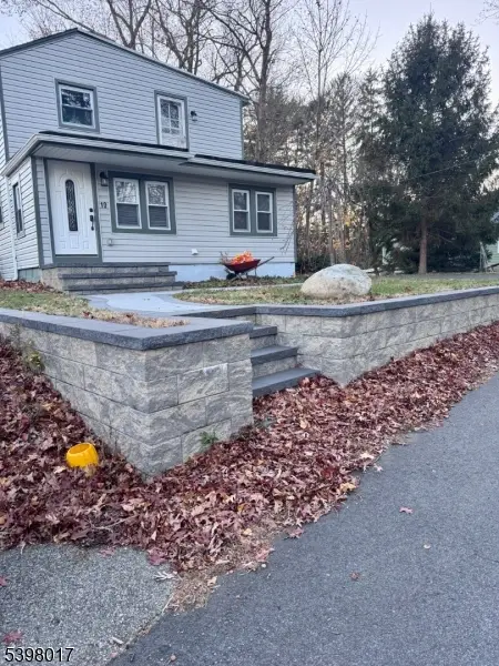 Mount Olive Twp., NJ 07828,10 Eisenhower St