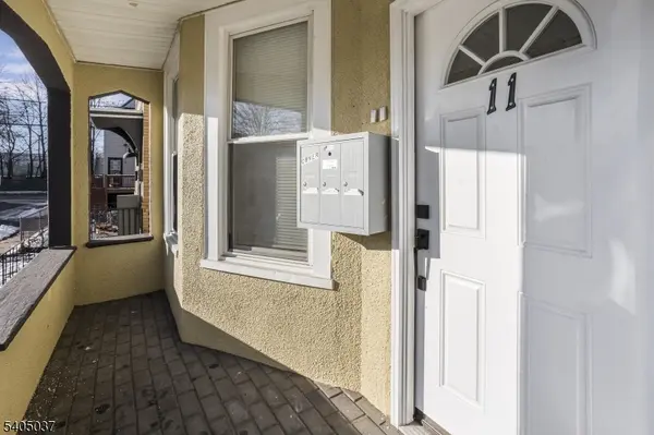 East Orange City, NJ 07017,11 Ellington St