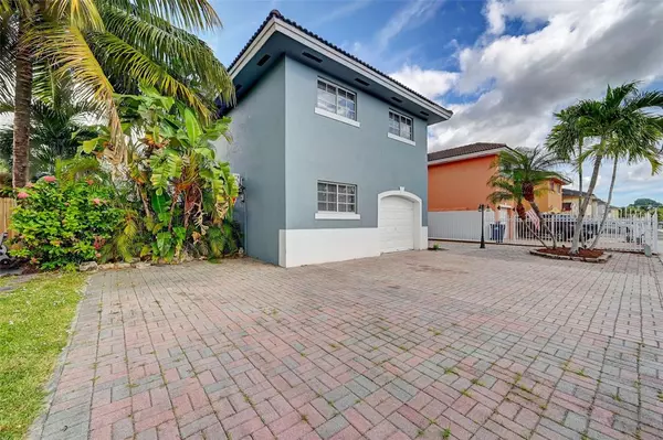 Miami, FL 33177,14125 SW 167th Ter