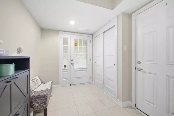 Orleans - Cumberland And Area, ON K4A 1A9,322 Citrine ST