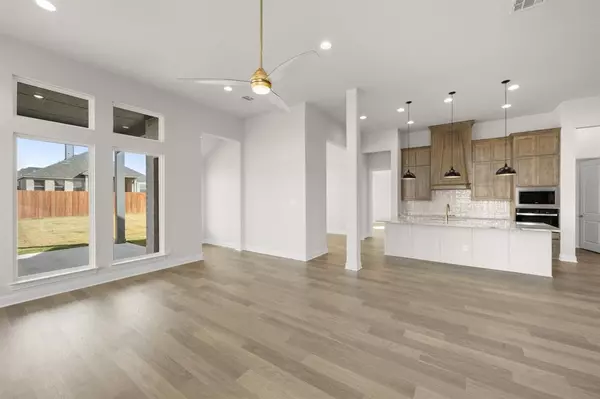 Hewitt, TX 76643,1328 Tahonta