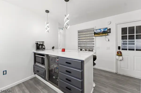 Woodbridge Twp., NJ 07001,38 Helen Ave