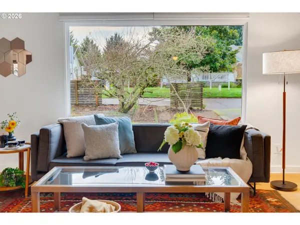 Portland, OR 97218,5405 NE MASON ST