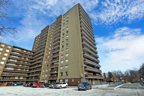 180 Markham RD #906, Toronto E08, ON M1M 2Z9