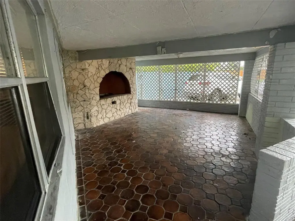 Oakland Park, FL 33334,Address not disclosed