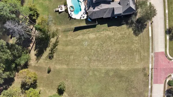 Shreveport, LA 71106,0 Waters Edge Circle