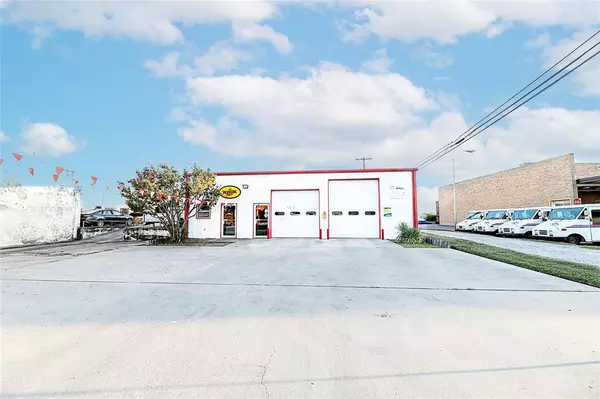 Bowie, TX 76230,108 E Wise Street