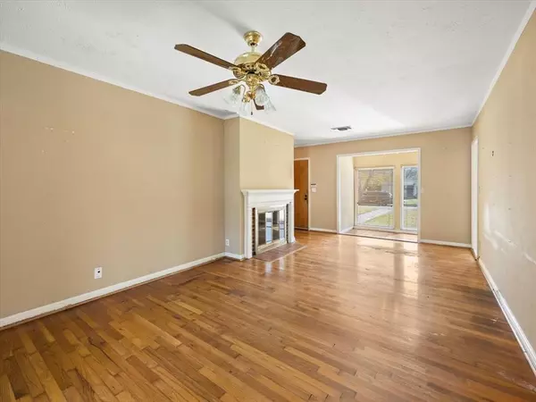 Fort Worth, TX 76116,6320 Malvey Avenue