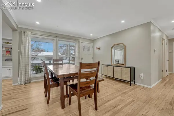 Denver, CO 80246,1290 S Forest ST