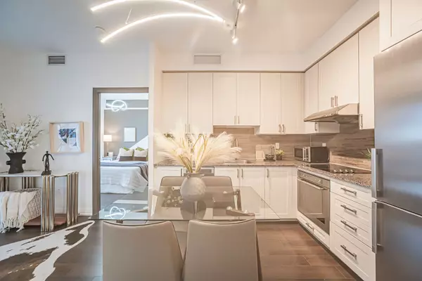 Toronto C15, ON M2J 0E1,55 Ann O'reilly RD #2002