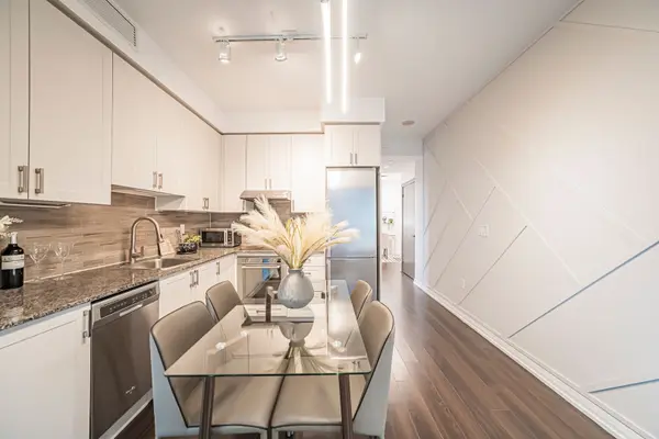 Toronto C15, ON M2J 0E1,55 Ann O'reilly RD #2002