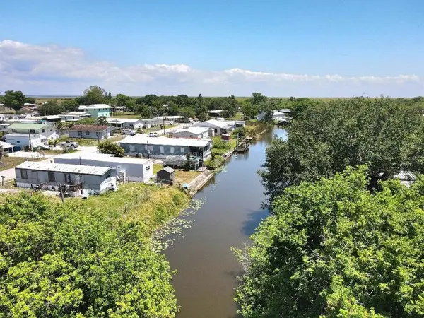 Okeechobee, FL 34974,1211 9th St