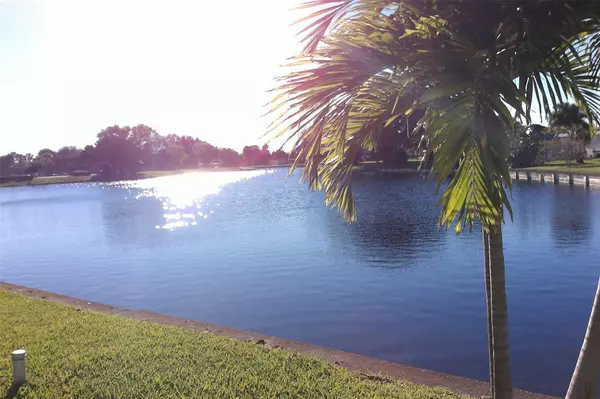 Tamarac, FL 33321,7108 NW 66th St