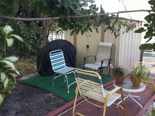 Davie, FL 33324,1449 SW 87 TERR