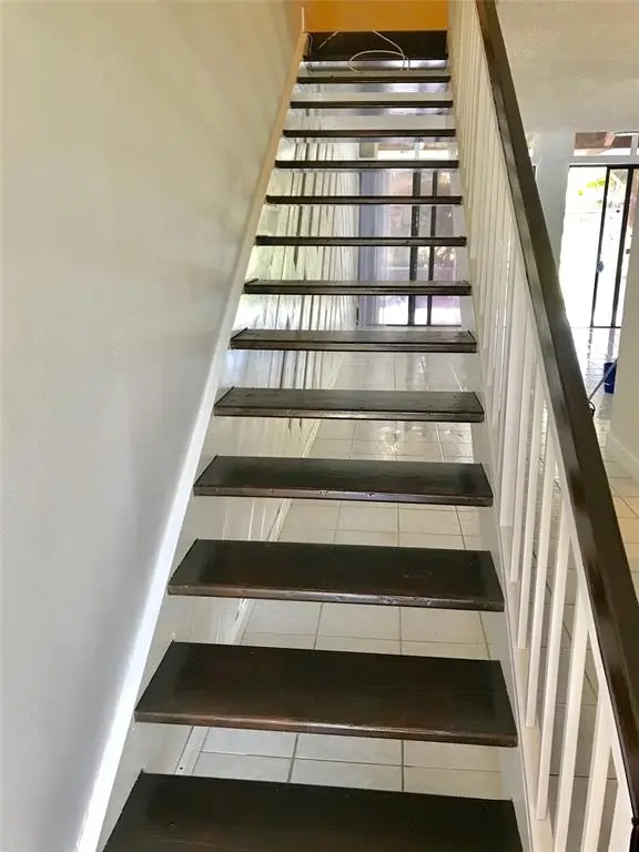 Pembroke Pines, FL 33026,1640 W Golfview Dr