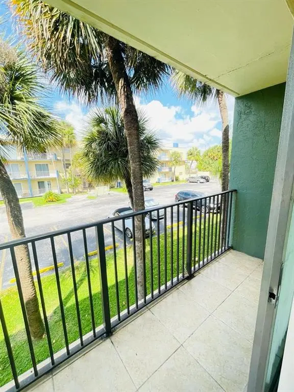 Miami, FL 33126,Address not disclosed