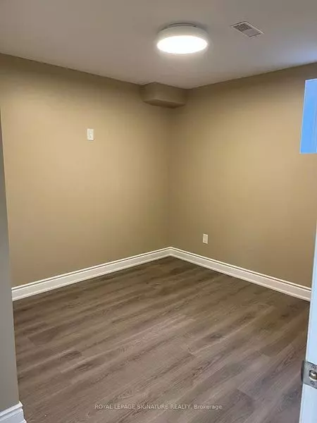 Brampton, ON L6Y 6C5,22 Temple Manor RD #Basement