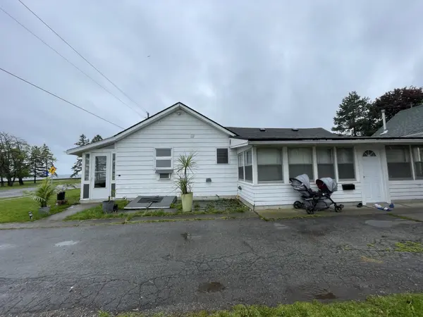 Fort Erie, ON L2A 1B2,166 Lakeshore RD