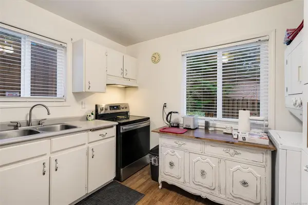 Langford, BC V9B 4T2,1083/1085 Jenkins Ave