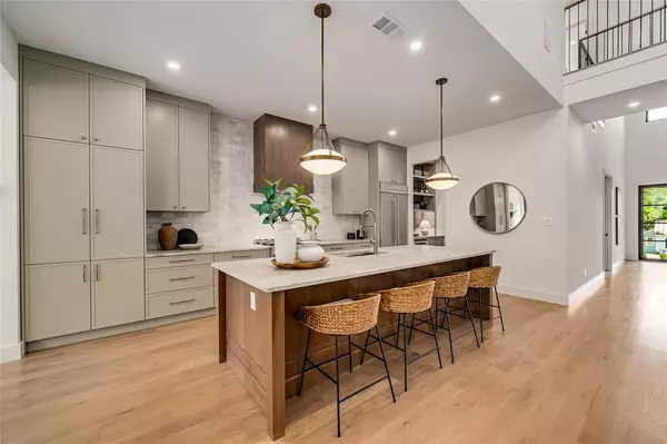 Dallas, TX 75218,8815 San Leandro Drive