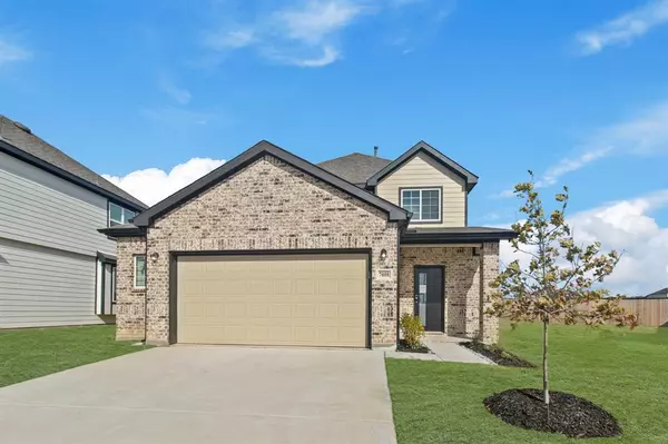 7008 Trestle Street, Fort Worth, TX 76036