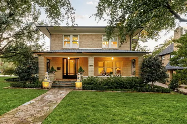 Dallas, TX 75208,1203 N Windomere Avenue