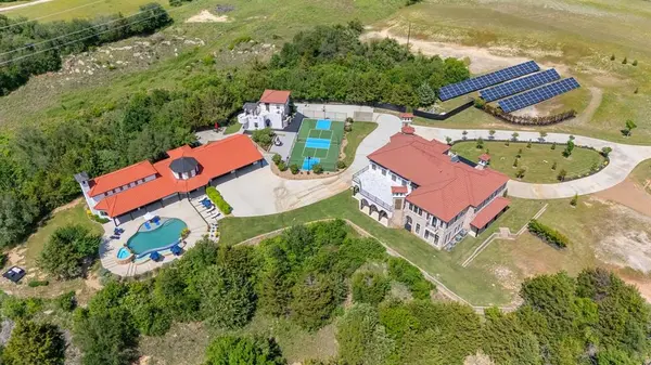 Decatur, TX 76234,124 Private Road 2381