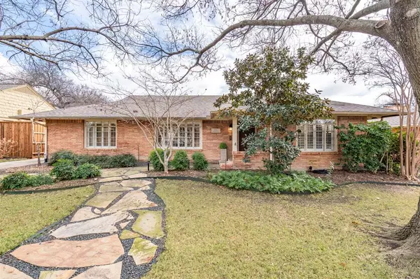 5322 Ridgelawn Drive, Dallas, TX 75214