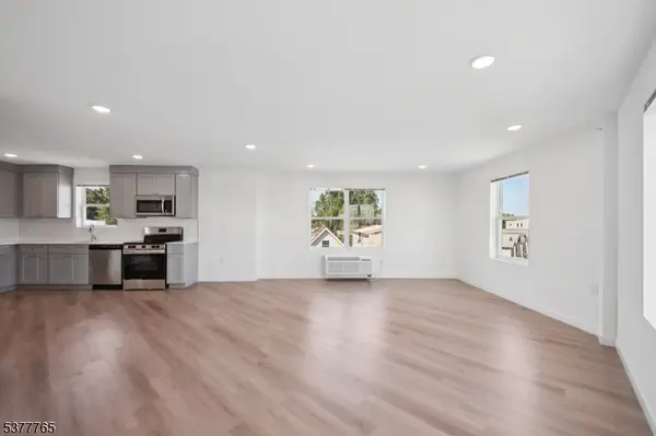 Newark City, NJ 07108,369 18th Ave #403