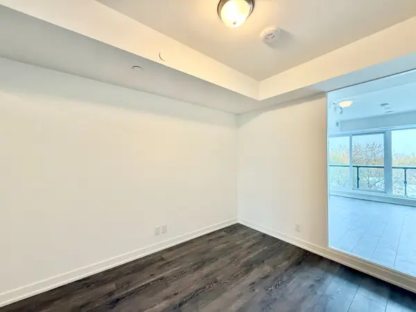 Toronto E06, ON M1N 0C7,2 Manderley DR #604