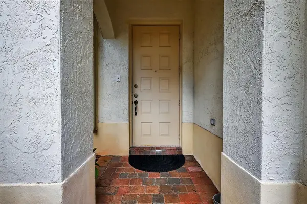 Hollywood, FL 33024,1716 NW 78th Way