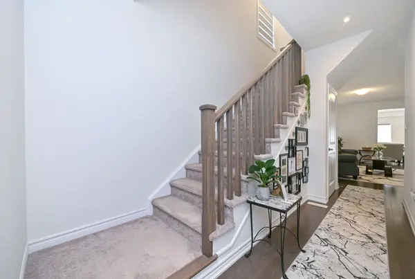 Southgate, ON N0C 1B0,166 Seeley AVE