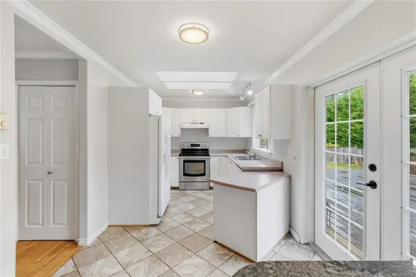 Nanaimo, BC V9T 5P3,5726 Brookwood Dr