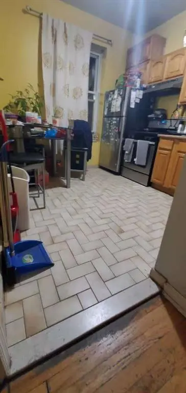 Brooklyn, NY 11223,74 Quentin RD