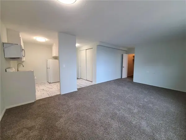 448 Neptune AVE #15A, Brooklyn, NY 11224