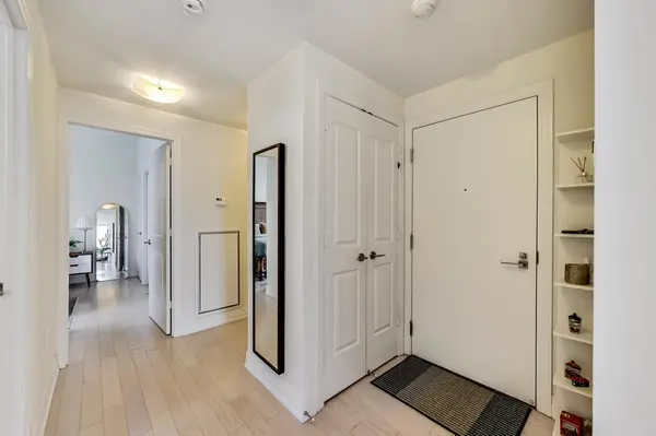 Toronto C08, ON M5E 0A6,8 The Esplanade N/A #5504