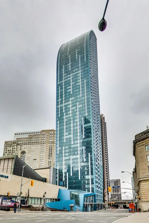 Toronto C08, ON M5E 0A6,8 The Esplanade N/A #5504