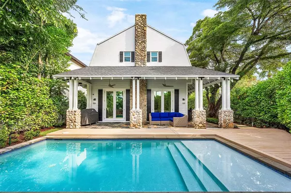 Fort Lauderdale, FL 33301,217 SE 16th AVE