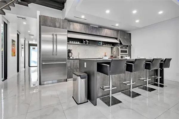 Fort Lauderdale, FL 33305,2516 NE 21st St #B