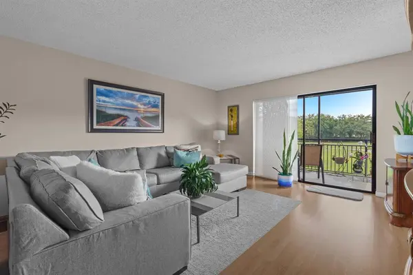 Weston, FL 33326,16051 Blatt Blvd #212