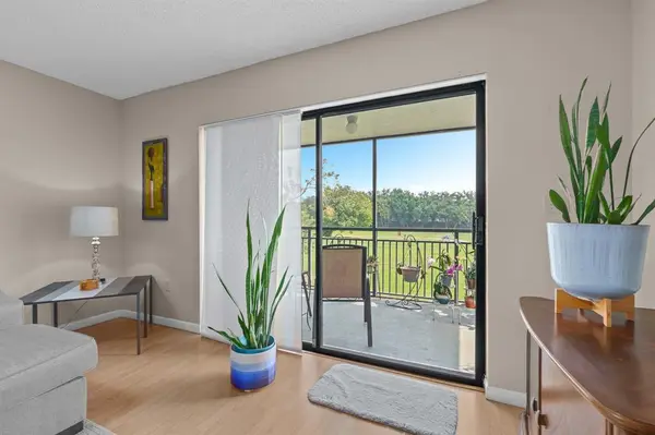 Weston, FL 33326,16051 Blatt Blvd #212