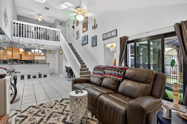 North Lauderdale, FL 33068,2047 Winners Cir #2047