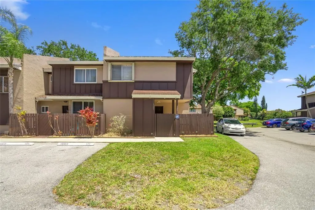 North Lauderdale, FL 33068,1171 Sussex Dr