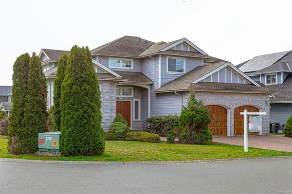 Saanich, BC V8N 6N1,1734 Mamich Cir